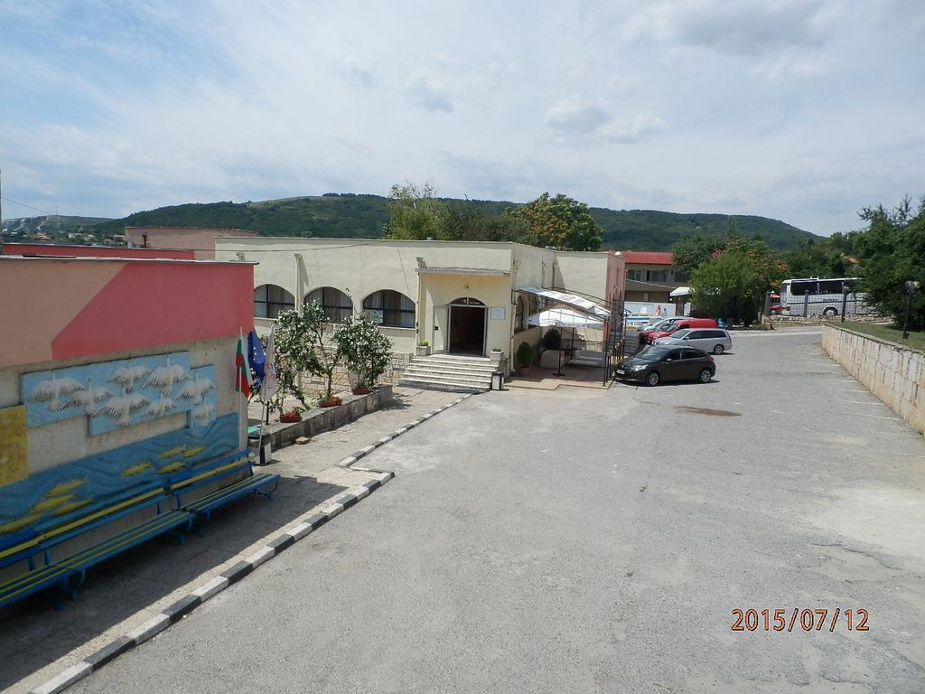 Olimpia Supersnab Hotel Balchik Exterior photo