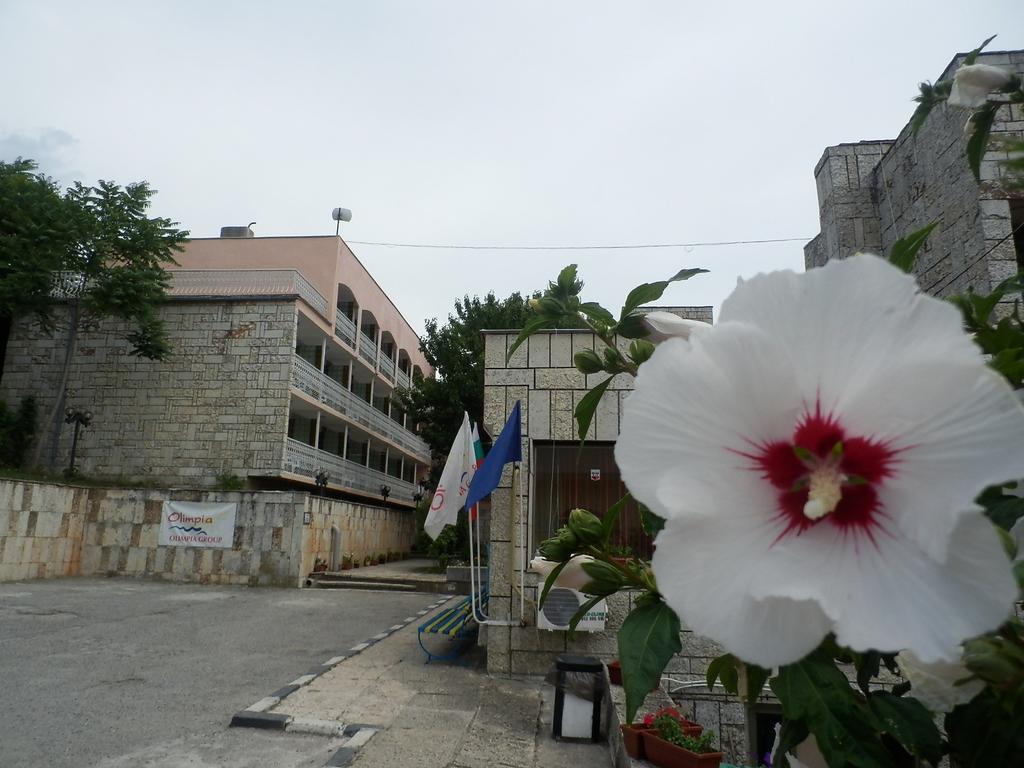 Olimpia Supersnab Hotel Balchik Exterior photo